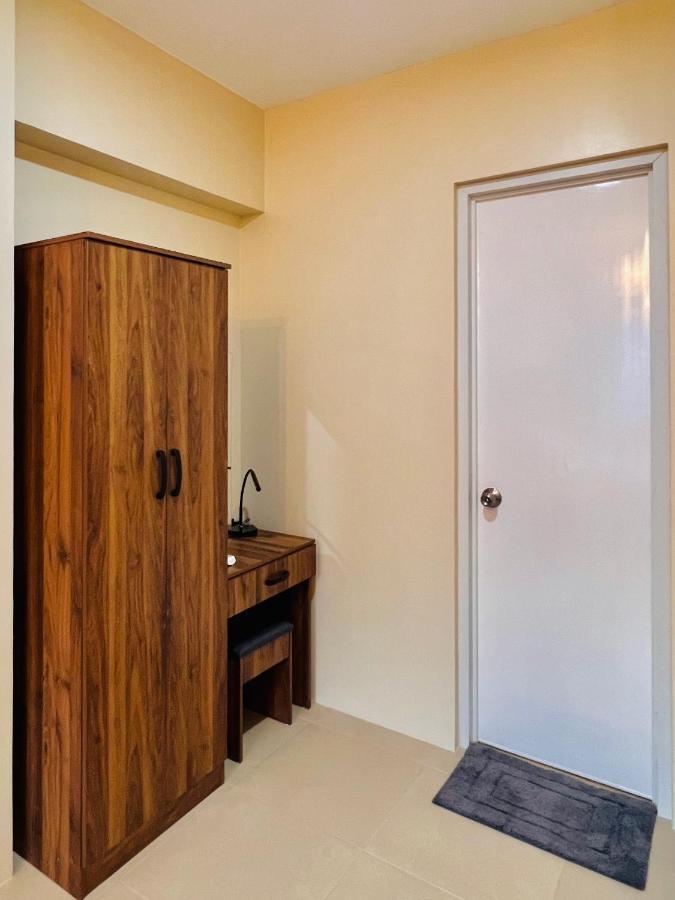 * *P Fantastic 2Br Option For 8 Apartment Iloilo City Exterior photo